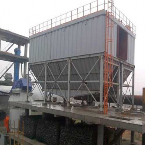 濾袋對(duì)于新疆布袋除塵器來講是整臺(tái)除塵器的核心部件